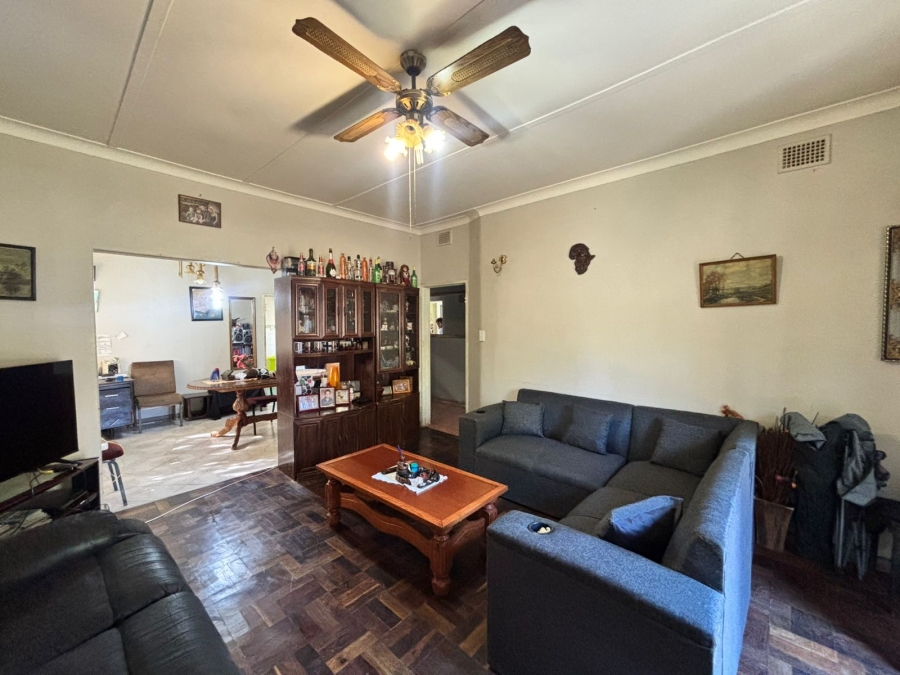6 Bedroom Property for Sale in Songloed North West